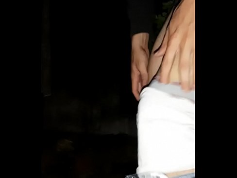 ❤️ Mi vecino saltó sobre mi muro de cuarentena ️ Porno ruso en es.newsexxxx.ru ❌️