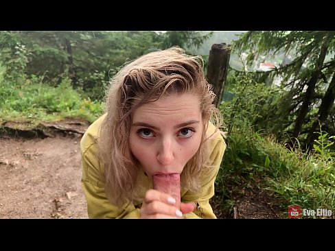 ❤️ Chica traga semen después de una mamada en público - Eva Elfi ️ Porno ruso en es.newsexxxx.ru ❌️